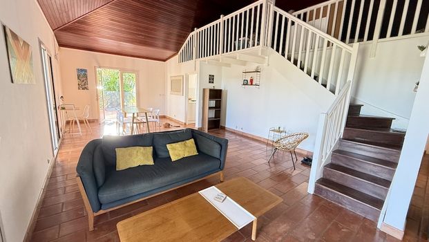 Location Maison 4 pièces 106m² LE FRANCOIS 97240 - Photo 1