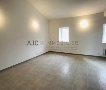 APPARTEMENT T2 - CENTRE-VILLE - Photo 2