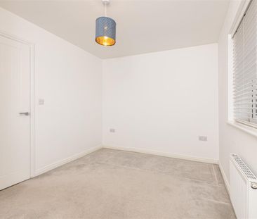 2 bed semi-detached house to rent in Moorlands Road, Cleckheaton - Photo 4