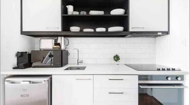 Comfortable, convenient living space in Auckland’s heart. - Photo 1