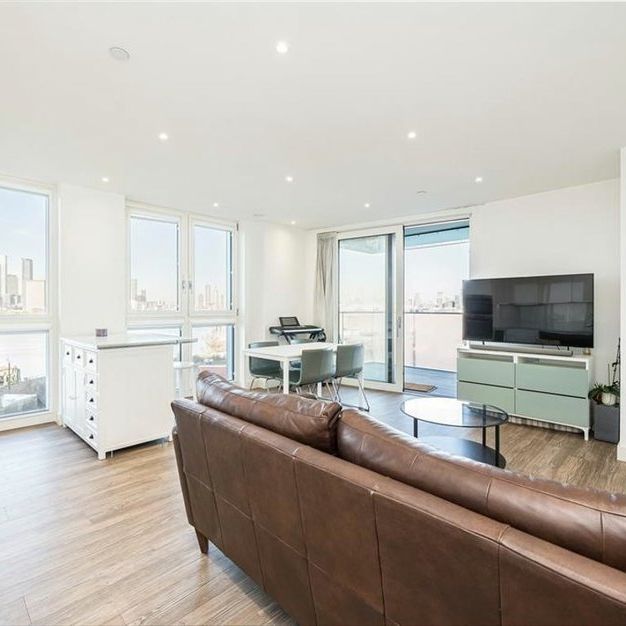 Telegraph Avenue - Photo 1