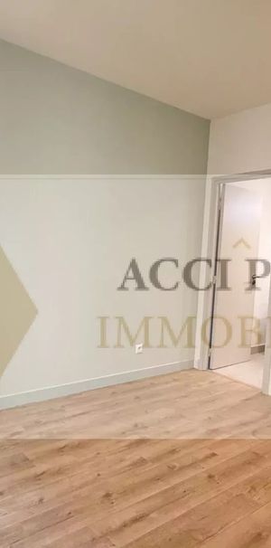 Location Appartement 2 pièces 45m² NIMES 30000 - Photo 1