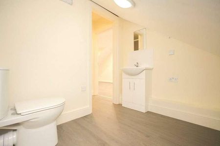 Delta Park, Wilsom Road, Alton, Hampshire, GU34 - Photo 5