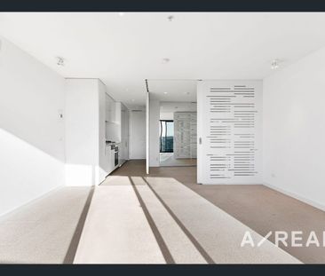 Stylish Apartment in the Heart of Malvern - Photo 1