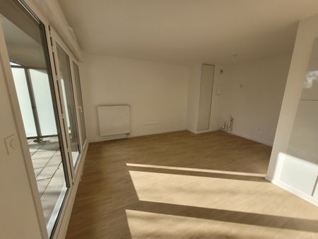 Location Appartement 2 pièces 45m² WATTIGNIES 59139 - Photo 2
