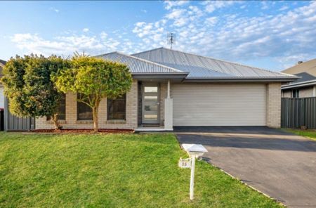 Rutherford - Photo 4