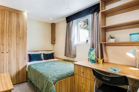 65 WOODSLEY ROAD Leeds - LS3 1DX - Photo 2