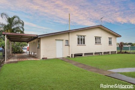 38 Cascade Street, Raceview, QLD 4305 - Photo 4