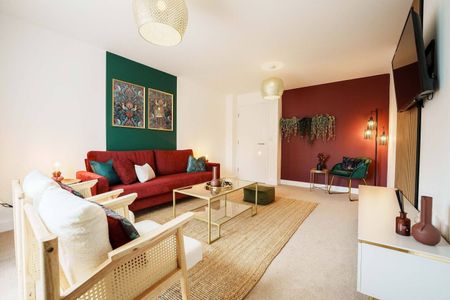 4 Bed Detached House, Orchid Rise, LS14 - Photo 4