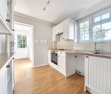 Semi detached 3 bed cottage in a rural setting, with garden and par... - Photo 6