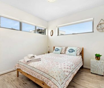 Lifestyle Perfection, Steps to the Sand - Photo 4