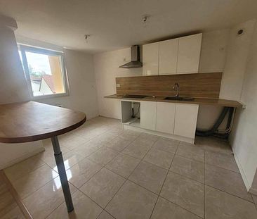 CHARMES (88130) - Appartement - Photo 6