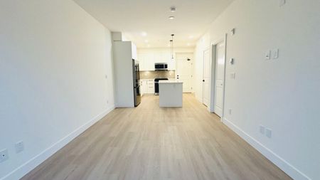 Brand New Condo at King & Crescent - Photo 2