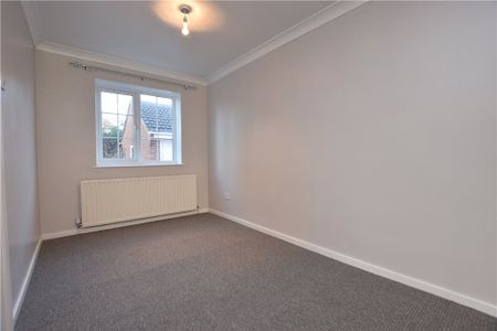 22, Oakdene Court, Leeds, West Yorkshire, LS17 8XS - Photo 4