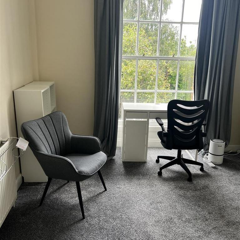 3 bedroom house share to rent - Photo 1