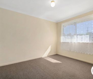 TIDY TWO BEDROOM UNIT! - Photo 5