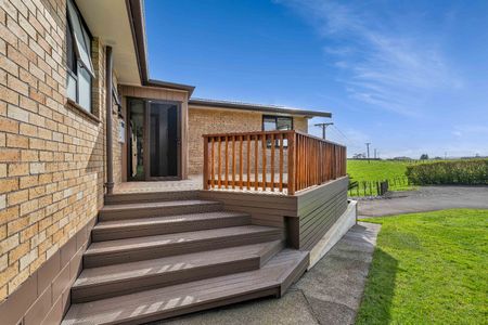 302 Otaraoa Road, Tikorangi, New Plymouth - Photo 2