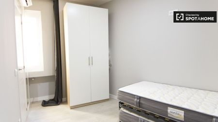 madrid, Community of Madrid 28008 - Photo 5