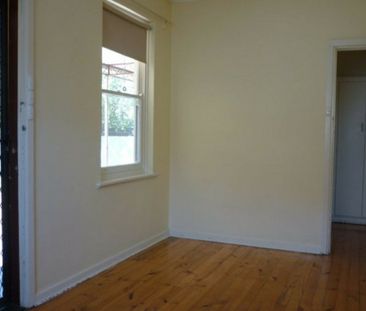 Convenient Living in the Heart of Findon - Photo 3