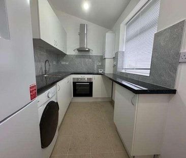 Windsor Avenue, Sale, M33 - Photo 1