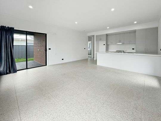 66 Lugano Avenue, Alfredton - Photo 1