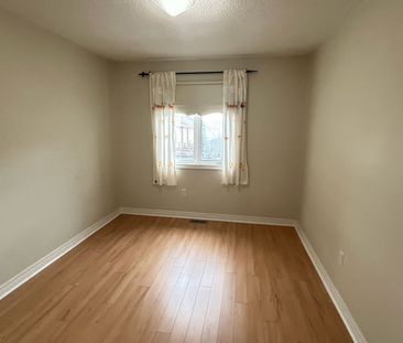 For Lease - 145 Sunway Square, Markham, Ontario - Photo 3