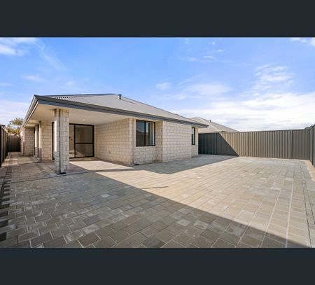64 Borlaug Circuit, Baldivis, WA 6171 - Photo 5
