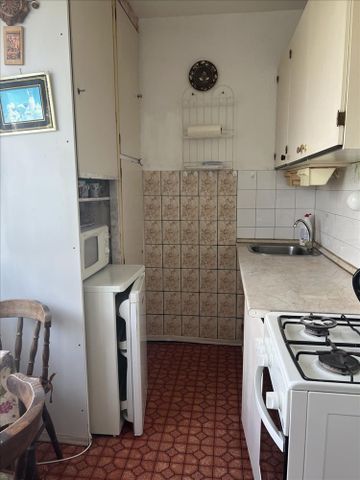 Kiadó régi típusú panel lakás - Szombathely - Fotó 3