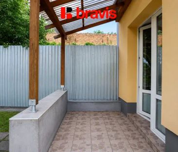Pronájem bytu 1+kk v přízemí rodinného domu, ul. Skorkovského, Brno... - Photo 2