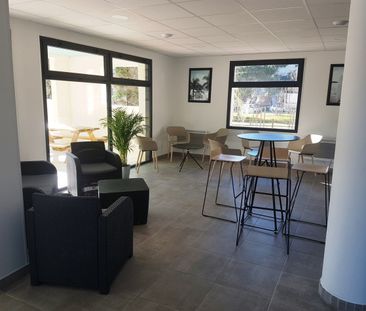 Studio à partir de 19m² meublé et équipé sans balcon - Photo 1