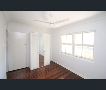 1 Enfield Street, Mount Gravatt East, Qld 4122 - Photo 6