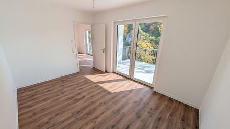 2 Zimmer 81 m² Neubau an der Lahn, Badewanne, Lahnblick - Photo 2