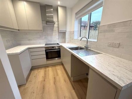 The Briary, Bexhill-on-sea, TN40 - Photo 5