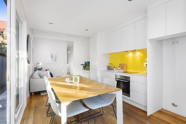 Gorgeous Newtown Terrace Home - Photo 1