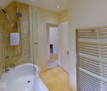 3 bedroom semi-detached house to rent - Photo 5