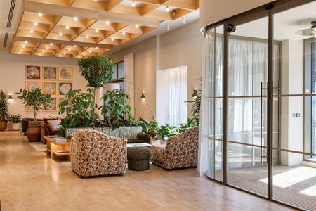 11 Selbourne Road , E17 7GD - Photo 2