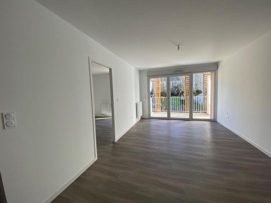 Location Appartement 2 pièces 42m² POITIERS 86000 - Photo 1