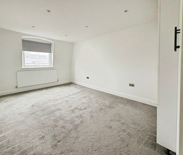 Royal Terrace, Southend-On-Sea - Photo 2
