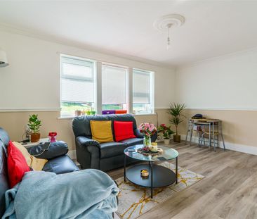 2 bed flat to rent in Church Road, Newcastle Upon Tyne, NE3 - Photo 2