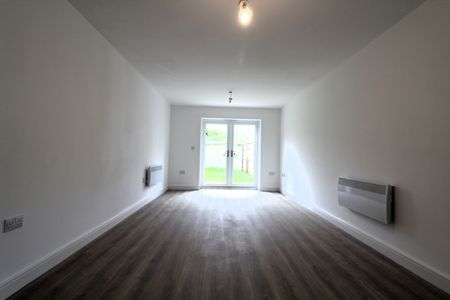 Appartment A to the rear 79 Main St, Stapenhill - Photo 3