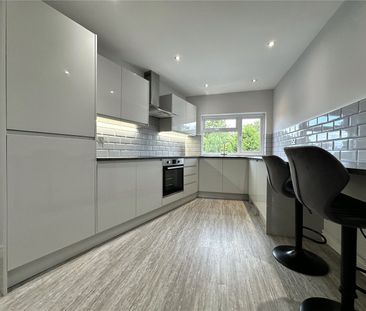 710A, King Lane, Leeds, West Yorkshire, LS17 7AW - Photo 3