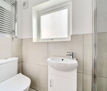 St. Albans Crescent, N22, London - Photo 6