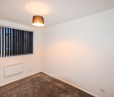 The Meadows, CM21, Sawbridgeworth - Photo 2