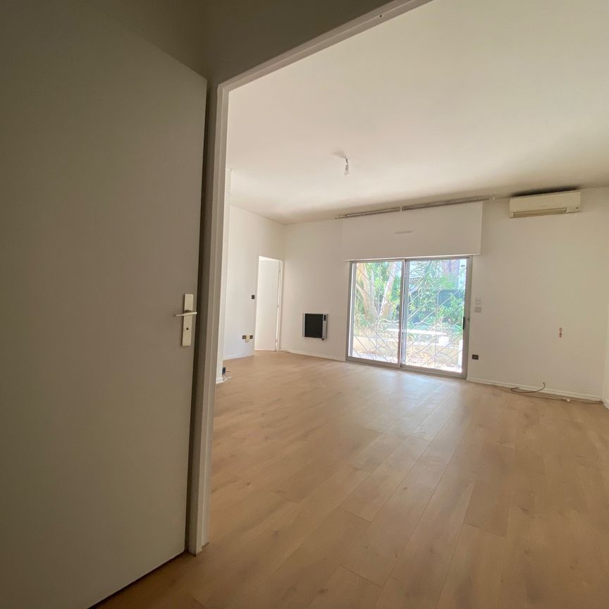 Location Appartement 2 pièces 52m² MARSEILLE 8ème - Photo 1