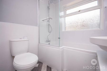 2 bedroom terraced house to rent - Photo 3