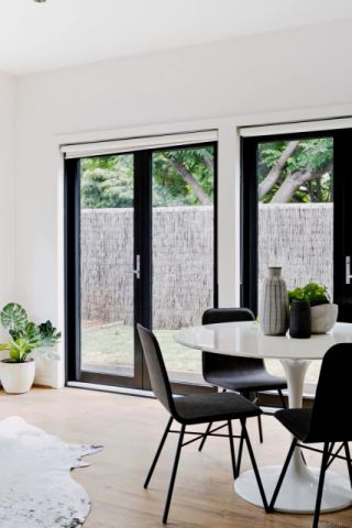 2 Bed, 1 Bath - Photo 4