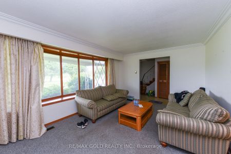 For Lease - 769 Stone Road, Guelph, Ontario - Photo 2