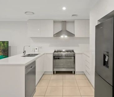 Location, Location! - Photo 2