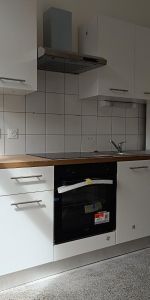 Location Appartement 2 pièces 51m² LILLE 59000 - Photo 3