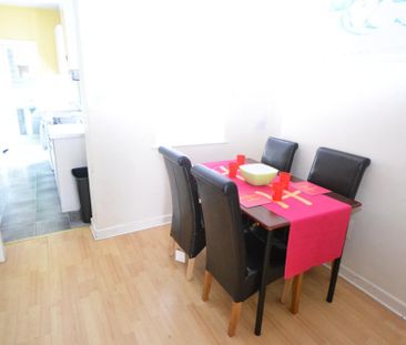 2 bedroom terraced house to rent - Photo 3
